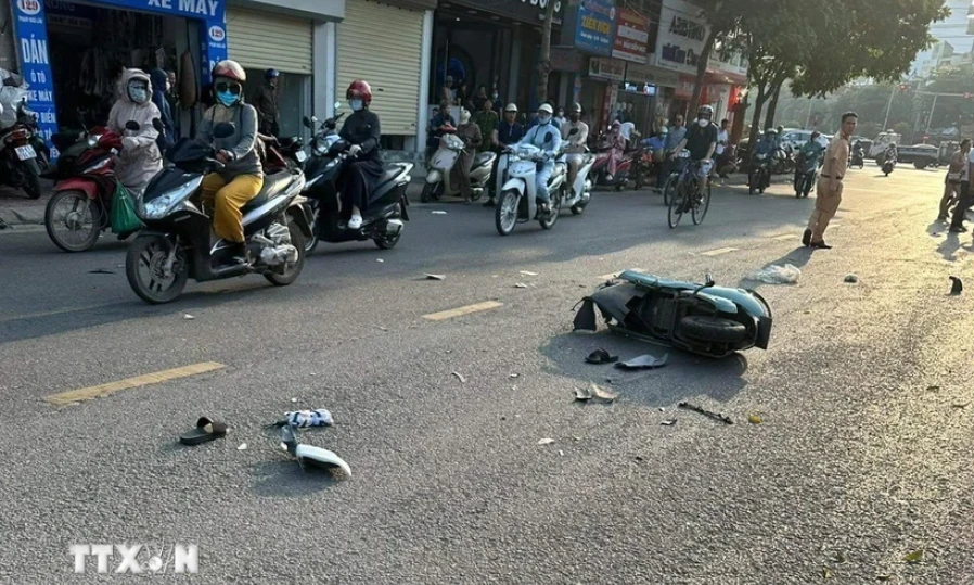 Bình Phước: Va chạm giữa xe máy và người đi bộ làm 2 người tử vong