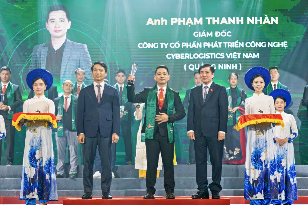 Anh Phạm Thanh Nhàn, Giám đốc Công ty CP phát triển Công nghệ Cyberlogistics Việt Nam lọt Top 100 Doanh nhân trẻ khởi nghiệp xuất sắc 2023.