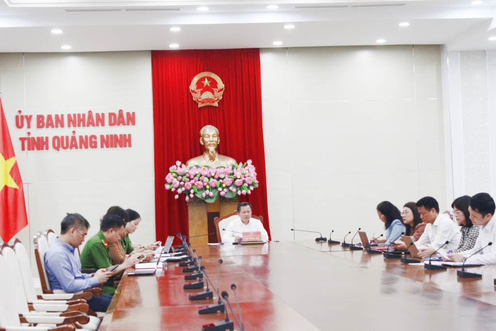 Đồng chí Cao Tường Huy, Chủ tịch UBND tỉnh dự Hội nghị tại điểm cầu Quảng Ninh