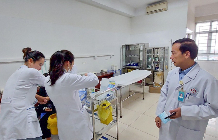 Chất thải y tế được Trung tâm Y tế huyện Hải Hà phân loại ngay từ nguồn. Ảnh: Hoàng Giang