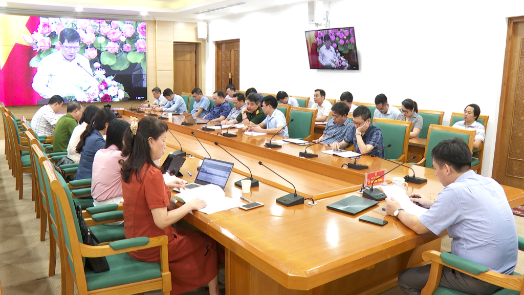 Các đại biểu dự hội nghị tại điểm cầu Quảng Ninh