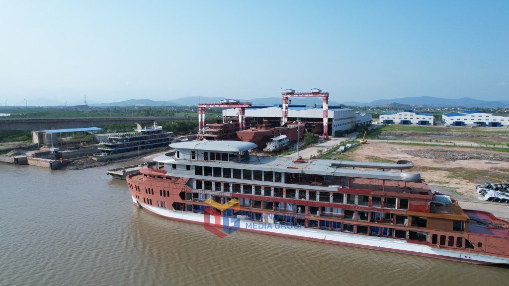 Hoạt động sửa chữa, đóng mới tàu cũng như nhiều ngành nghề khác trên địa bàn Quảng Yên có sự phát triển ổn định