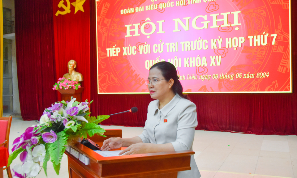Đại biểu Quốc hội Đỗ Thị Lan tiếp xúc cử tri huyện Bình Liêu