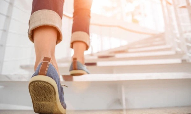 Leo cầu thang có thể cải thiện sức khoẻ tim, giúp gia tăng tuổi thọ