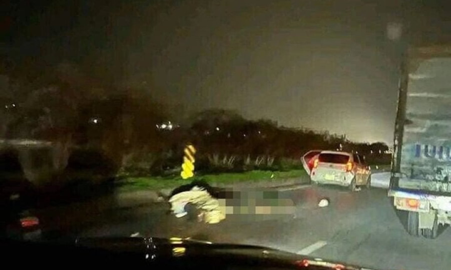 Đi xe máy ngược chiều trên cao tốc, nam tài xế bị ô tô tông tử vong