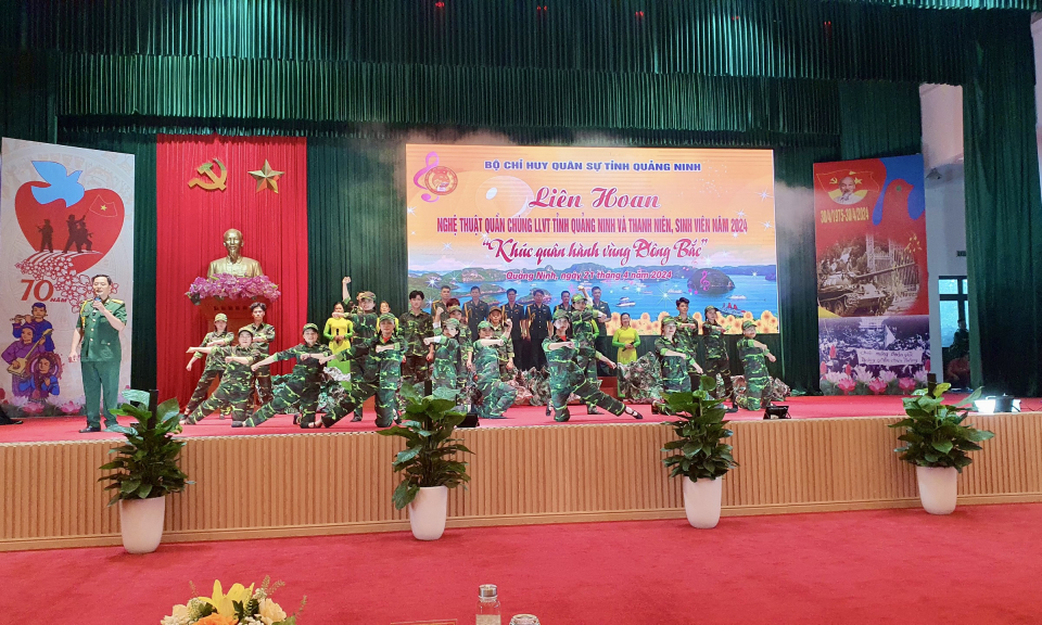 Sôi nổi Liên hoan nghệ thuật quần chúng LLVT Quảng Ninh
