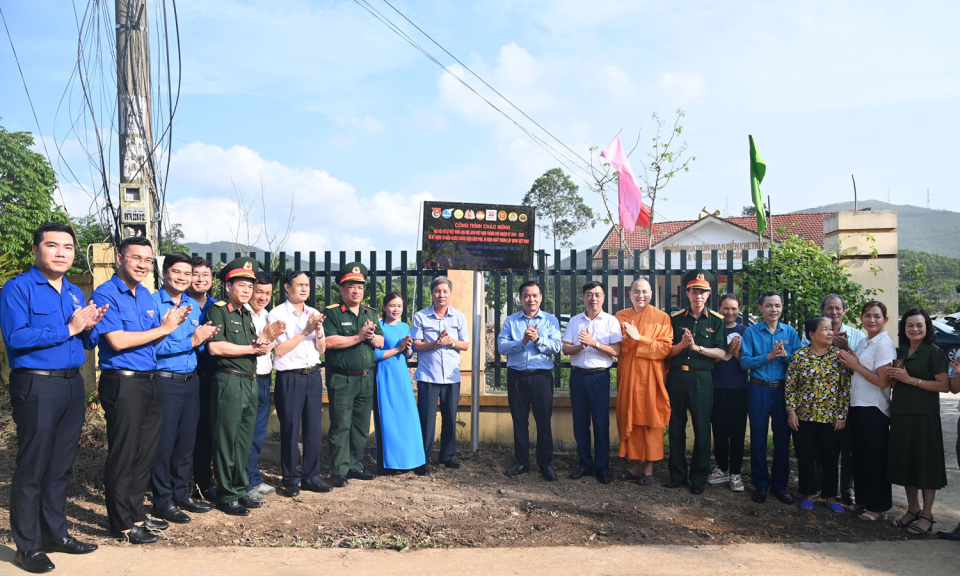 Quảng Ninh: Khánh thành công trình hệ thống điện chiếu sáng tại thôn Quan Điền Khe Thần, xã Thượng Yên Công (TP Uông Bí)