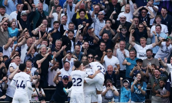 Thắng ngược kịch tính, Tottenham thắp lại hy vọng top 4