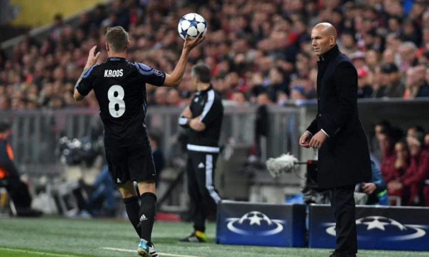 Diễn biến vụ Zidane - Man Utd