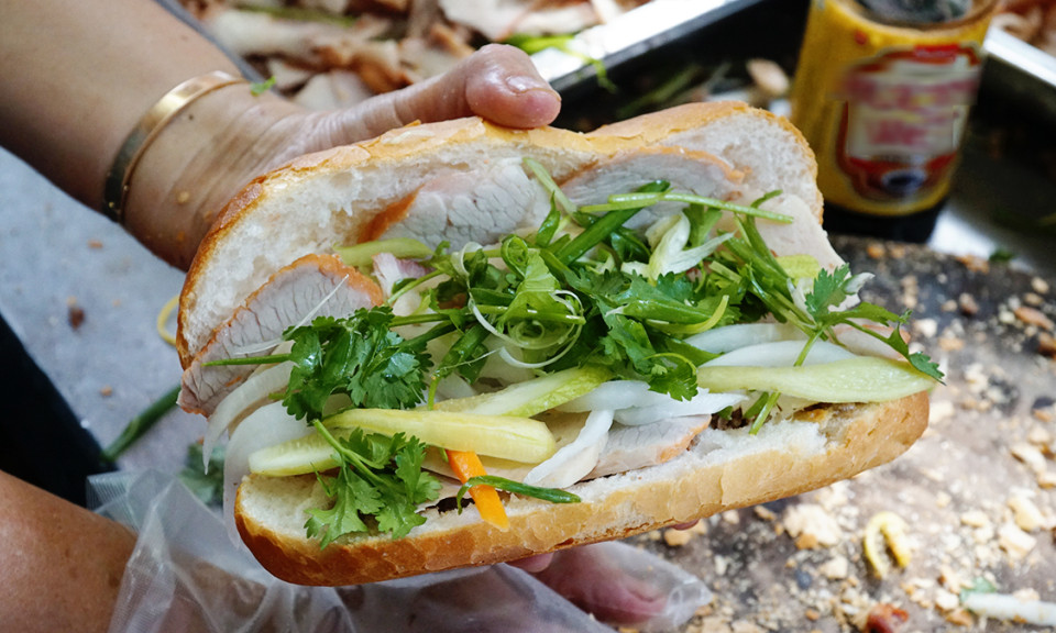 Vietnamese culinary staples among Asia's top 100 street foods