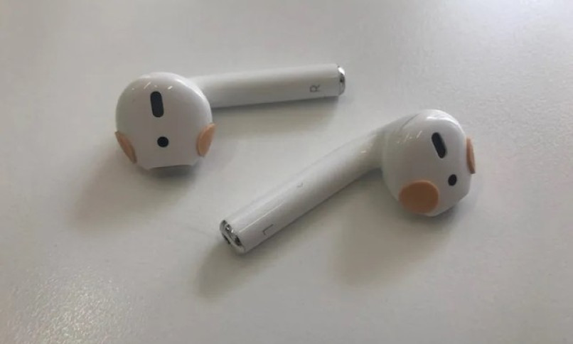 Làm thế nào để đeo tai nghe AirPods mà không bị rơi?