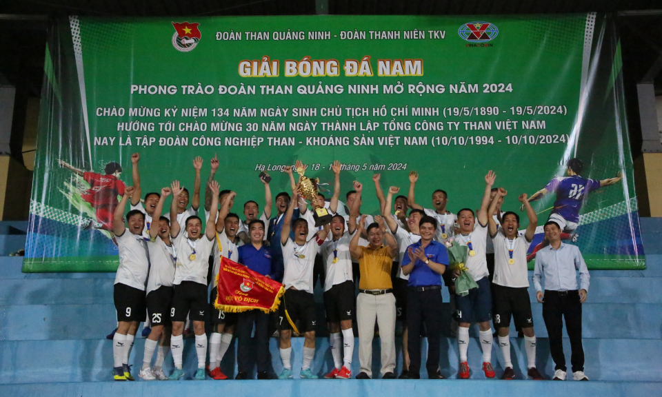 Giải bóng đá nam phong trào Đoàn Than Quảng Ninh mở rộng năm 2024