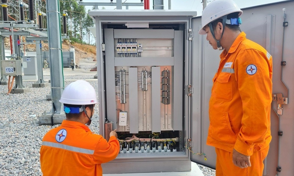 PC Quảng Ninh đấu nối, đóng điện thành công máy biến áp T1- 40MVA TBA 110kV Yên Cư