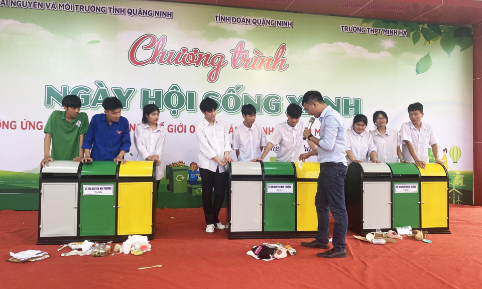 “Ngày hội sống xanh” ở Trường THPT Minh Hà