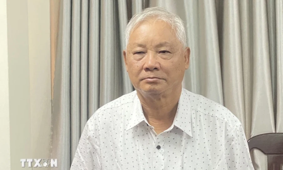 Thi hành kỷ luật nguyên Chủ tịch Ủy ban Nhân dân tỉnh Phú Yên
