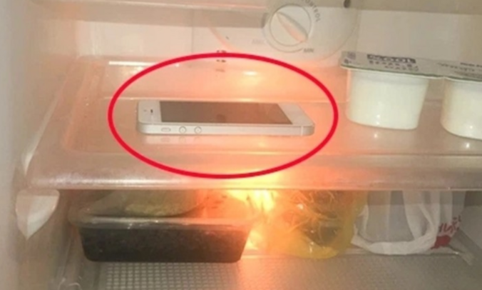 Có nên đặt smartphone vào tủ lạnh để làm mát nhanh?