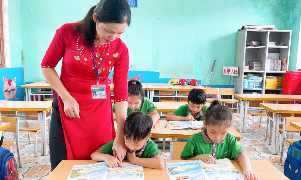 Những cô giáo "mãi không được lên lớp"