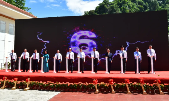 中国友谊关—越南友谊国际口岸新增通道启运