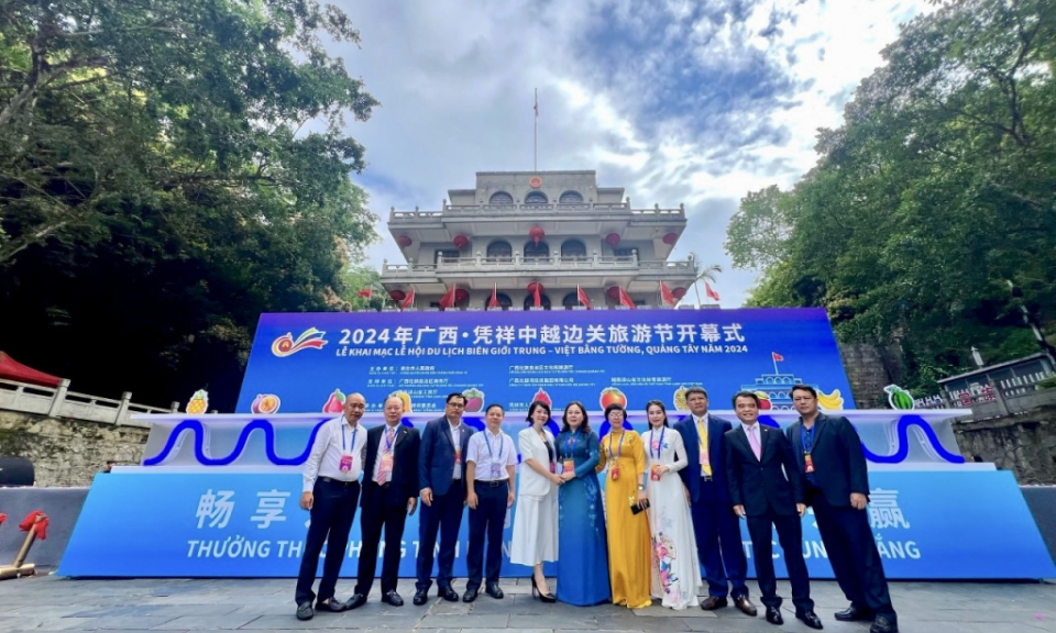 越南广宁省代表团参加2024年越中边关旅游节