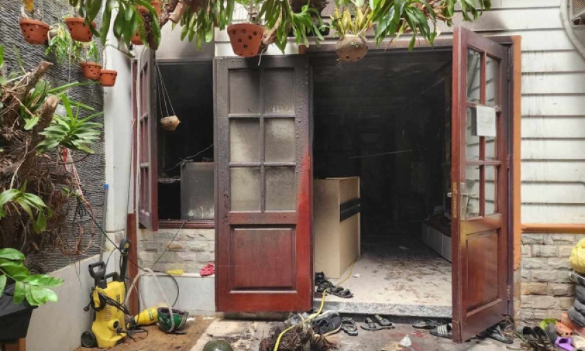 Cháy nhà ở TP HCM, một người chết