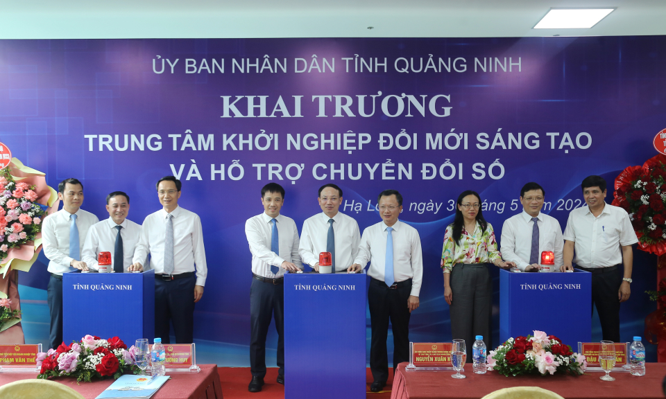 Khai trương Trung tâm khởi nghiệp đổi mới sáng tạo và hỗ trợ chuyển đổi số