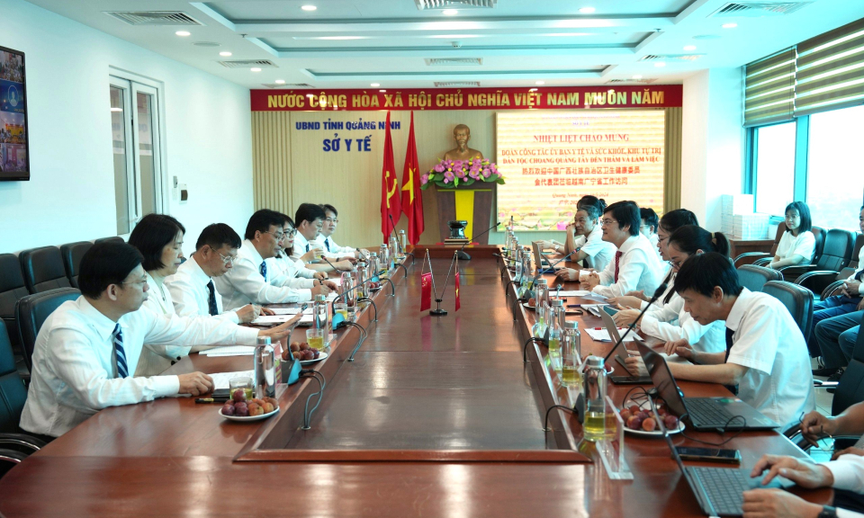 Tăng cường mối quan hệ hợp tác y tế giữa Quảng Ninh (Việt Nam) - Quảng Tây (Trung Quốc)