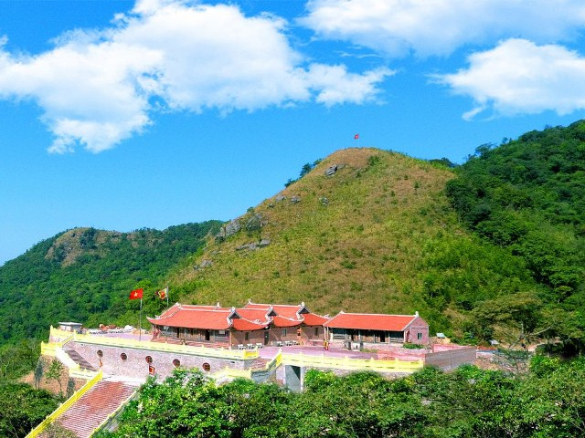 Ngoa Van pagoda