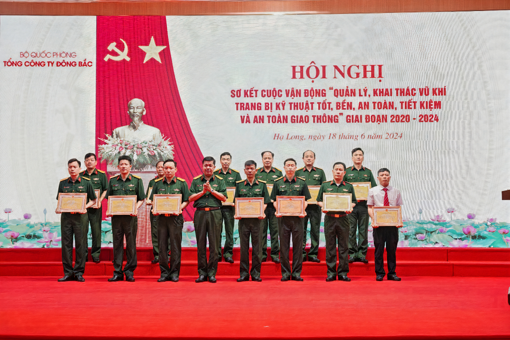 Các tập thể, cá nhân được Tổng Công ty Đông Bắc khen thưởng trong thực hiện Cuộc vận động 50.