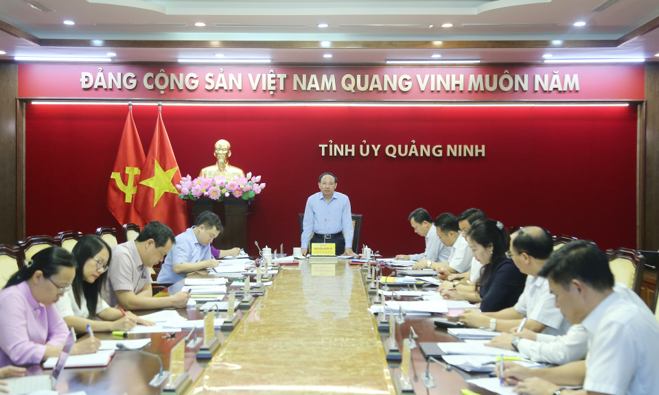 Giao ban Thường trực Tỉnh ủy