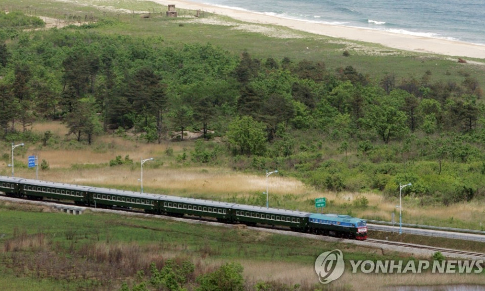 Hàn Quốc phát hiện dấu hiệu Triều Tiên phá tuyến đường sắt liên Triều
