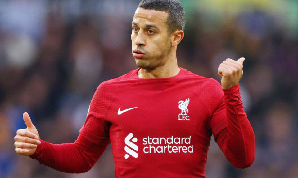 Liverpool tống tiễn 10 cầu thủ, có 'bệnh binh' Thiago