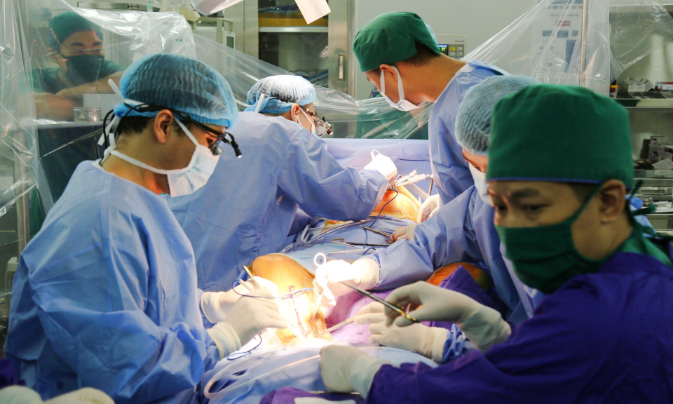 “Chinh phục” nhiều ca bệnh khó