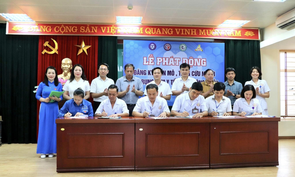 1.310 cán bộ, nhân viên ngành y tế Quảng Ninh đăng ký hiến tặng mô, tạng