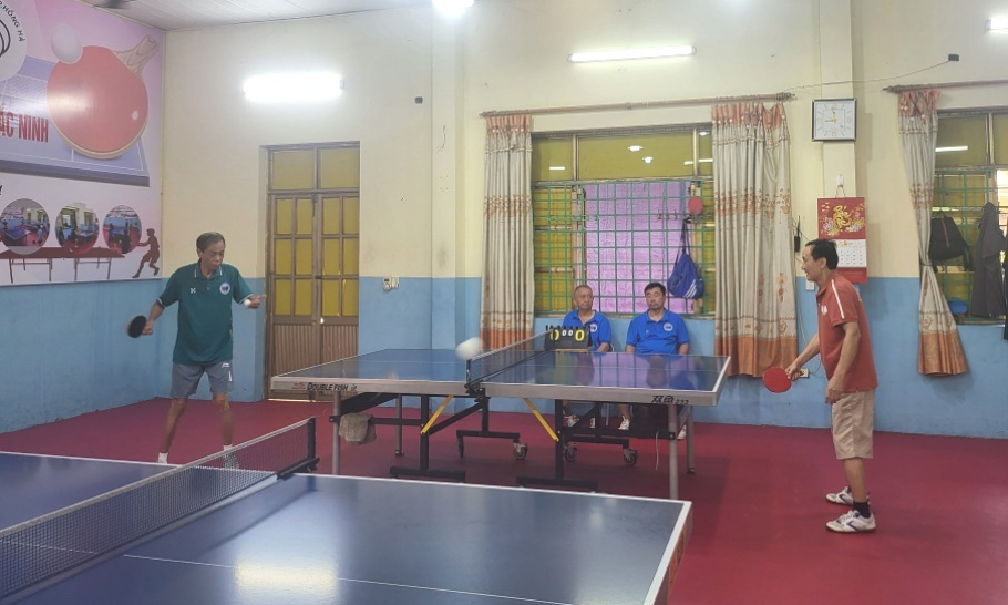 Giao hữu bóng bàn chào mừng 99 năm Ngày Báo chí cách mạng Việt Nam