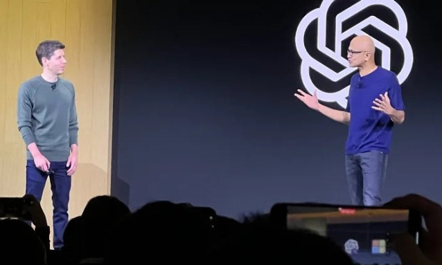 'Nút thắt cổ chai' đe dọa Google, Meta