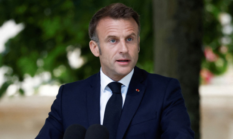 Pháp giải tán quốc hội, tổ chức bầu cử sớm để chặn phe cực hữu