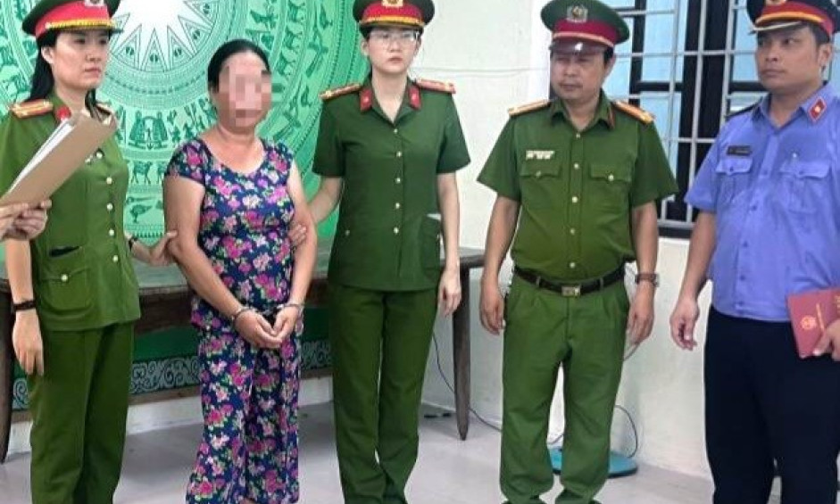 Bắt "bà trùm" mua bán ma túy dạng "cỏ Mỹ" ở Huế