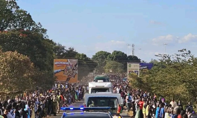 Xe rước linh cữu phó tổng thống Malawi đâm vào đám đông, 4 người chết