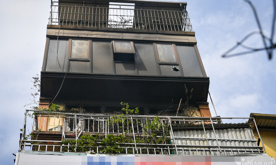 3 người thoát nạn trong vụ cháy ở phố Định Công Hạ
