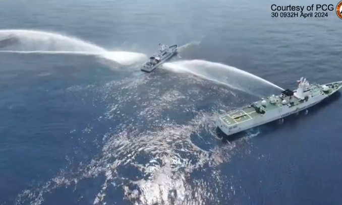 Mỹ lên tiếng vụ Philippines, Trung Quốc tố đâm tàu nhau trên Biển Đông