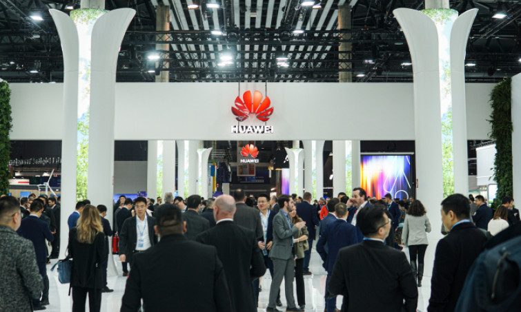 Huawei vực dậy mảng sản xuất máy chủ AI