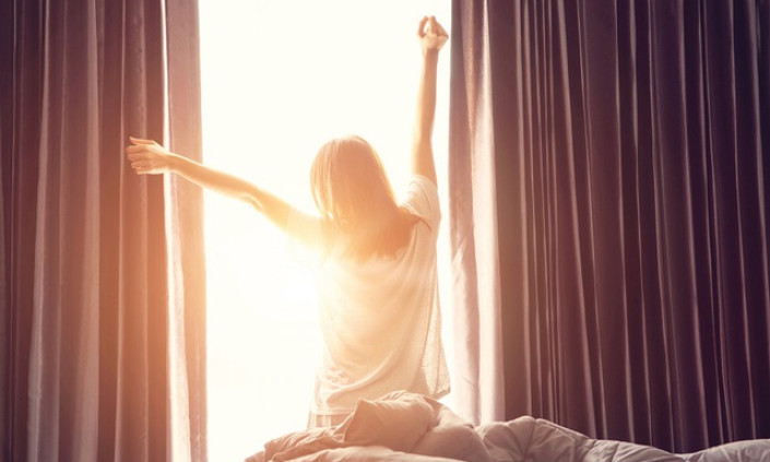 7 cách thức dậy vào buổi sáng không khiến bạn mệt mỏi