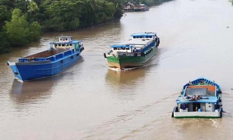 World Bank approves $107 million to enhance inland waterway safety in Việt Nam