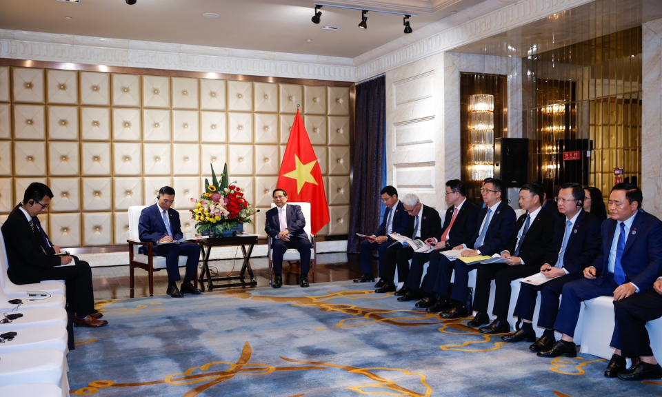 Chủ tịch UBND tỉnh Cao Tường Huy tham gia đoàn công tác của Thủ tướng Chính phủ tại Hội nghị WEF Đại Liên 2024 (Trung Quốc)