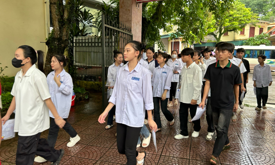  广宁省近1.8万名考生参加2024年高考