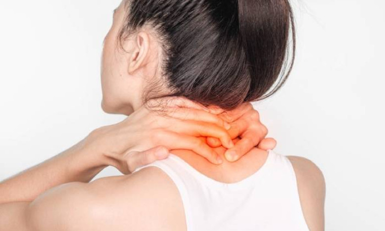 9 nguyên nhân gây đau vai gáy cần biết