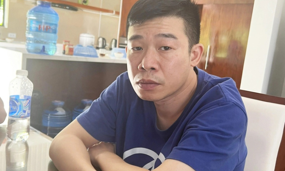Bắt người đàn ông Trung Quốc bị truy nã