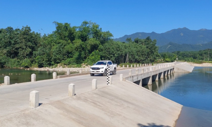  Đổi thay ở các xã, thôn vùng dân tộc thiểu số, miền núi Hải Hà