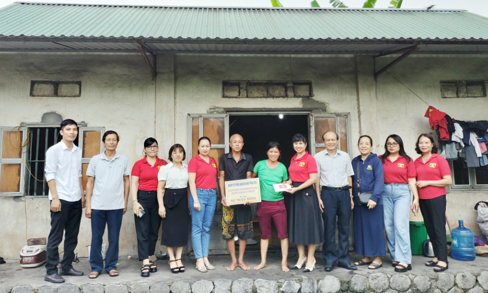 Chăm lo đời sống nhân dân