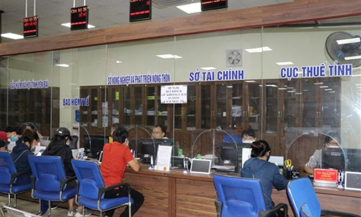 Việt Nam's budget revenue surpasses targets in first half of 2024